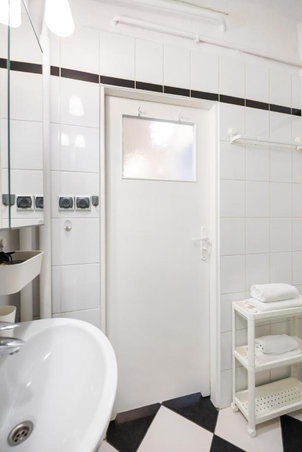 Superior Metro Centrum Apartment Варшава Экстерьер фото